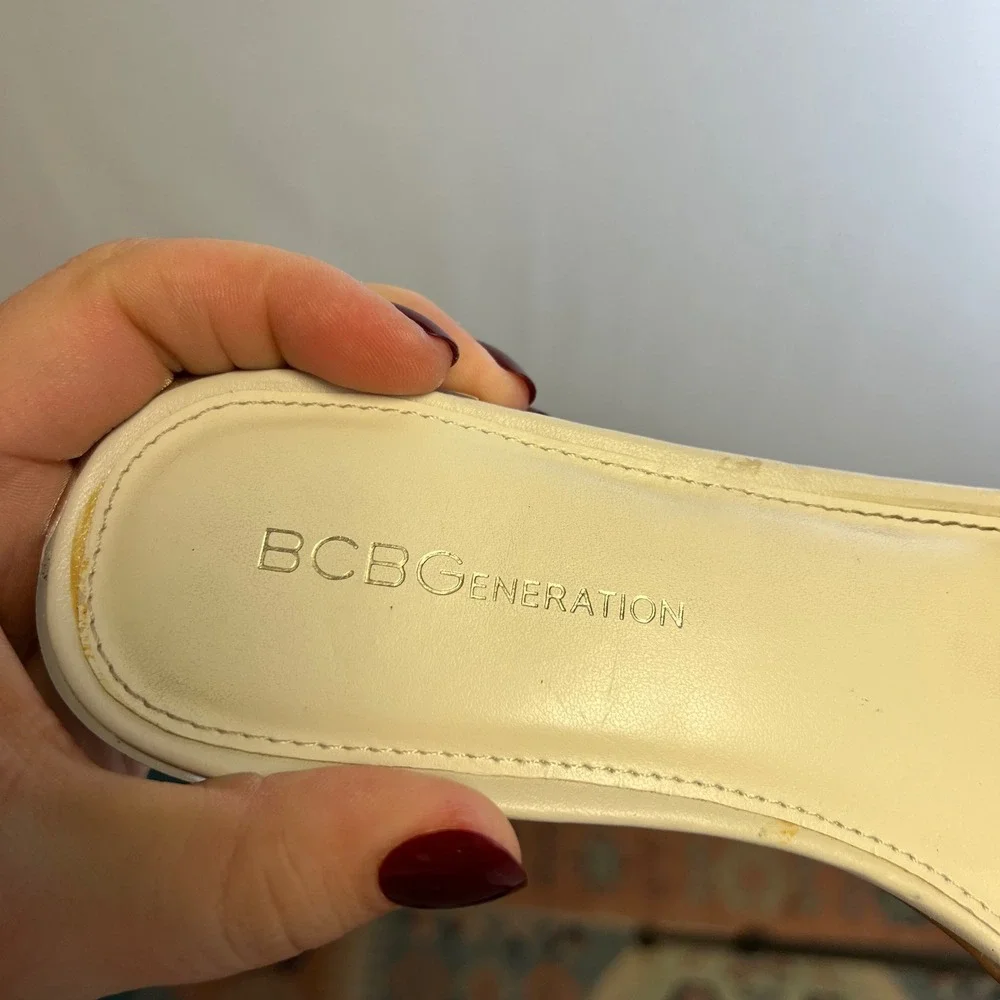 BCBGeneration White Braided Slide Sandals Women Size 8 Block Heel‎